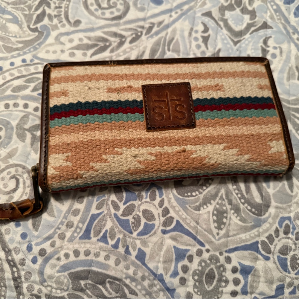 STS Ranchwear Southwestern Wallet